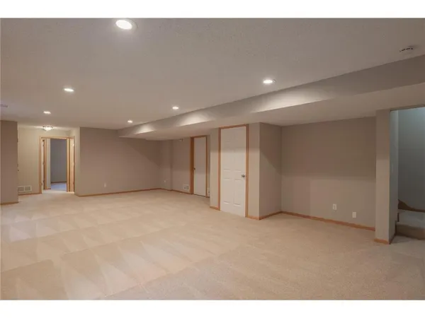 $3,300 | 4108 Regent Avenue North, Robbinsdale, MN 55422