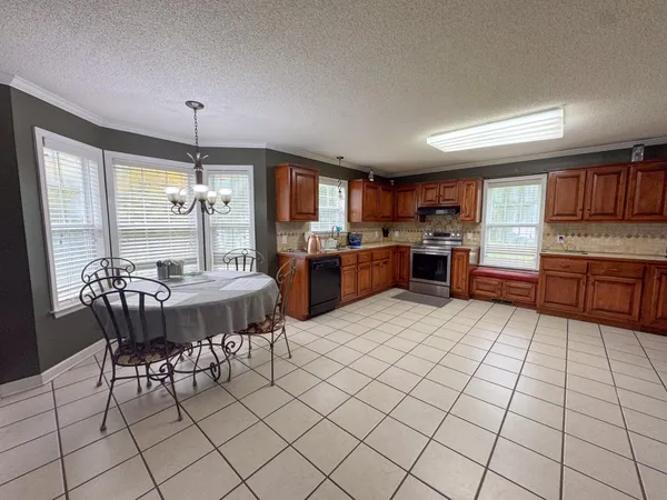 $650,000 | 110 Woodland Avenue, Hampton, SC 29924