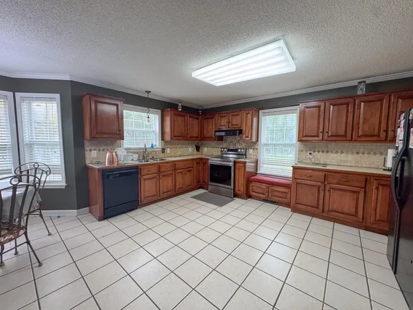 $650,000 | 110 Woodland Avenue, Hampton, SC 29924