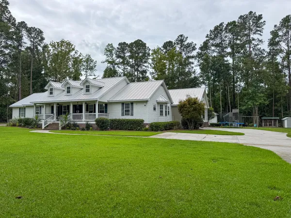 $650,000 | 110 Woodland Avenue, Hampton, SC 29924
