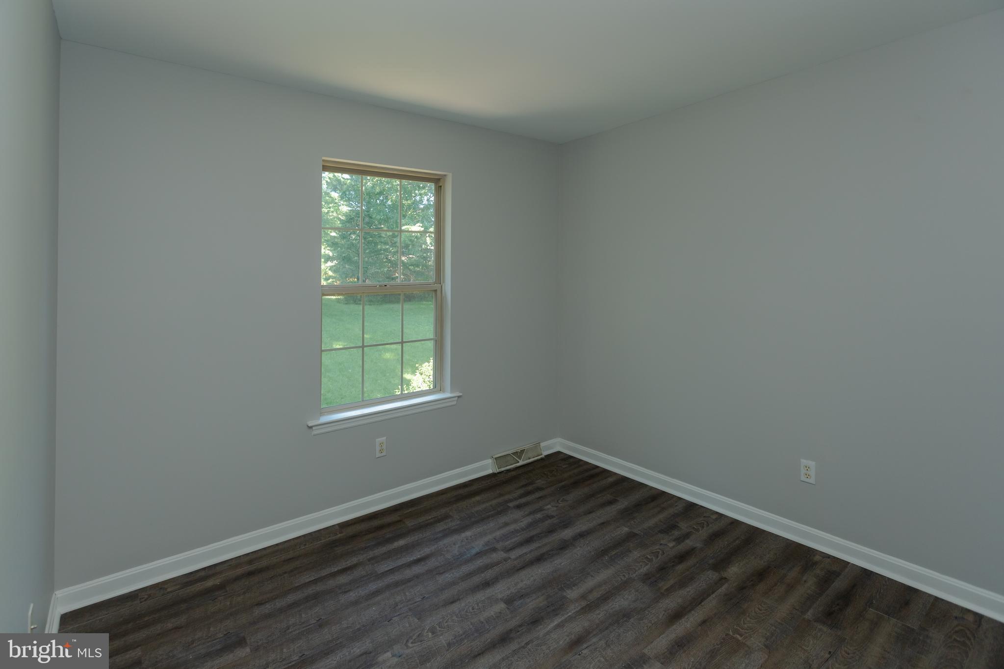 39 Tupelo Street Lititz, PA 17543 - Photo 21 of 27 Bedroom 2