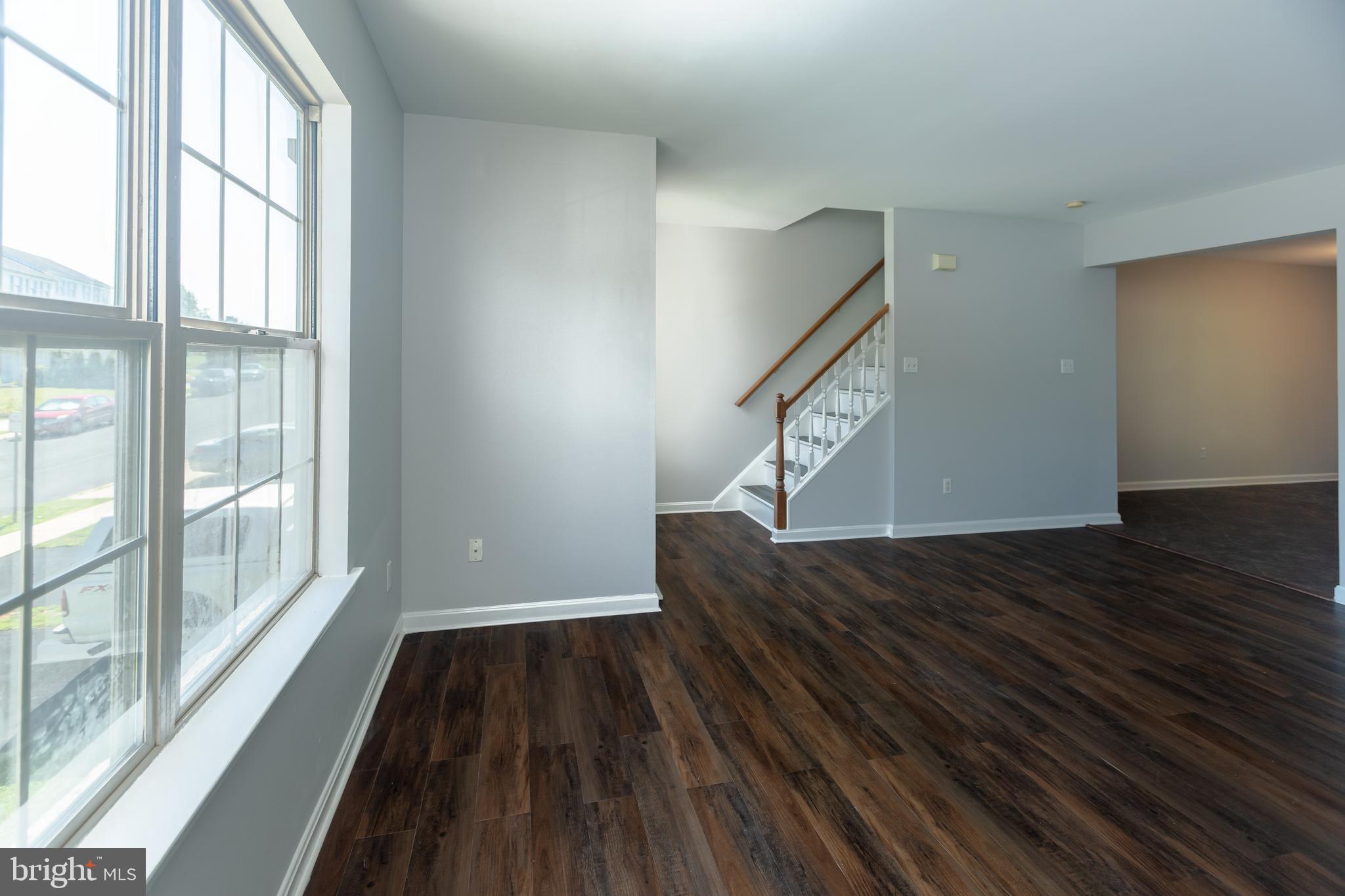 39 Tupelo Street Lititz, PA 17543 - Photo 6 of 27 Living Room