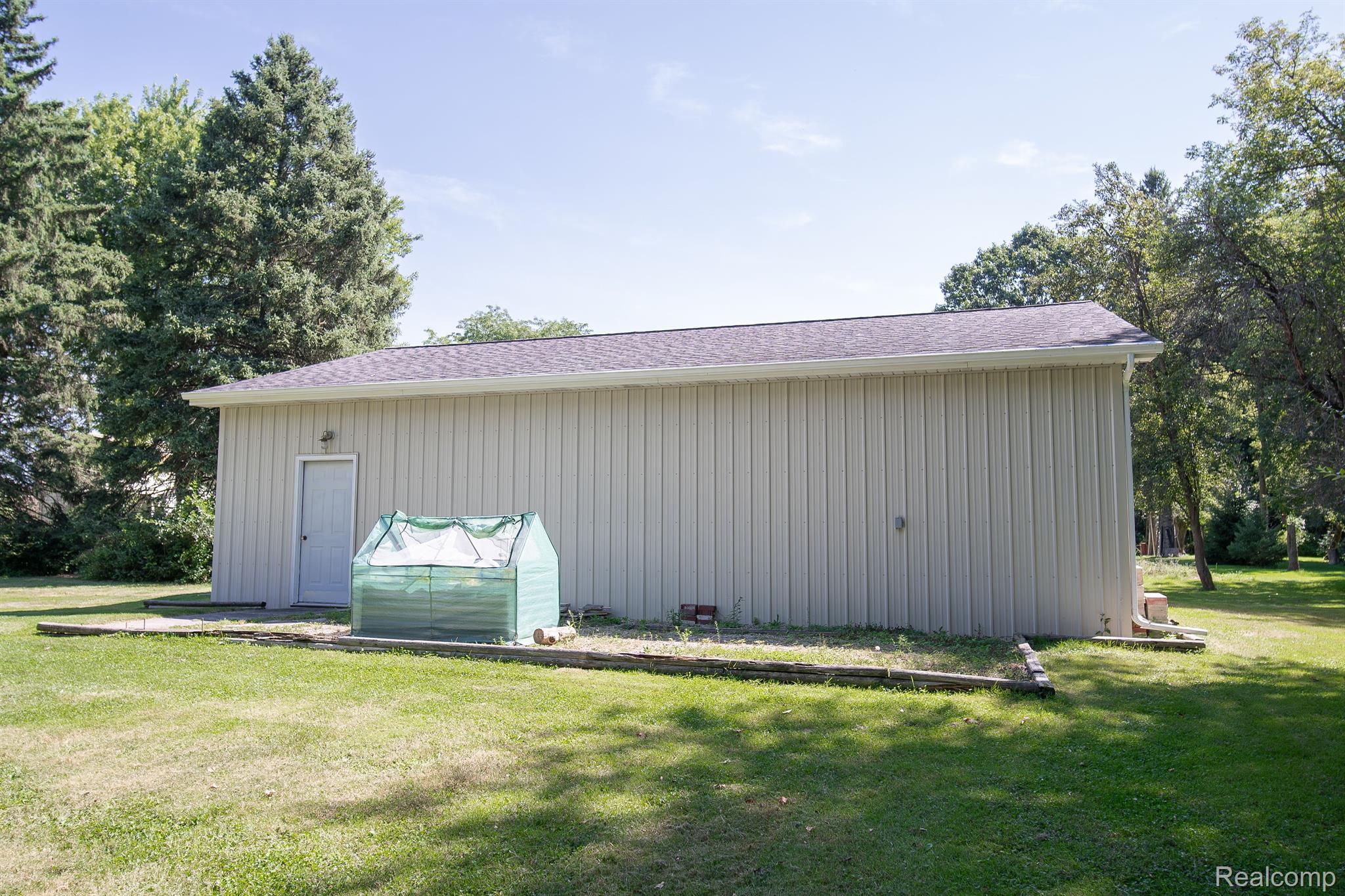 1385 West Vienna Road Clio, MI 48420 - Photo 28 of 28 Gallery Image 28