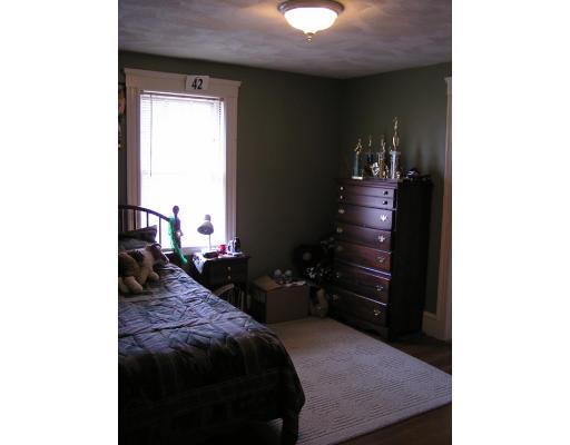 32 Whitney Road Medford, MA 02155 - Photo 5 of 28 Gallery Image 5