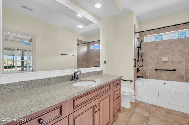 $1,125,000 | 8476 Compass Pointe East Wynd Northeast, Leland, NC 28451