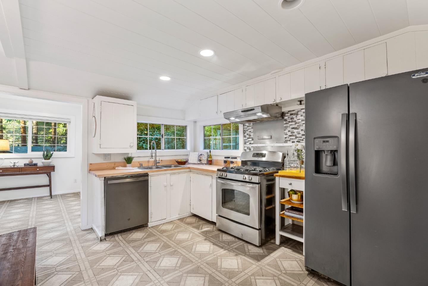 610 Nelson Road Scotts Valley, CA 95066 - Photo 16 of 41