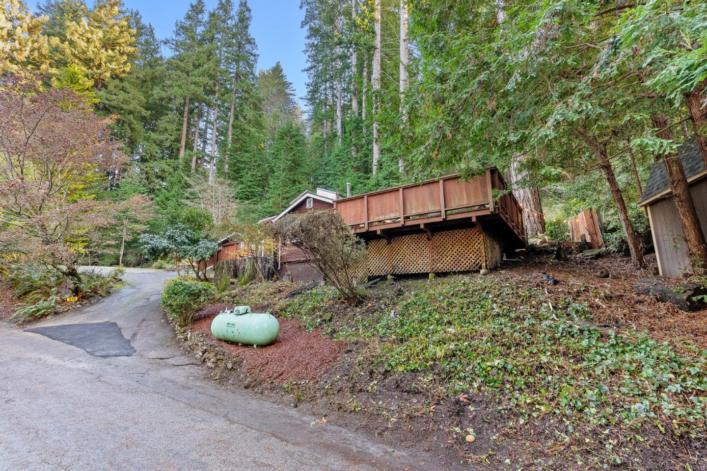 610 Nelson Road Scotts Valley, CA 95066 - Photo 4 of 41