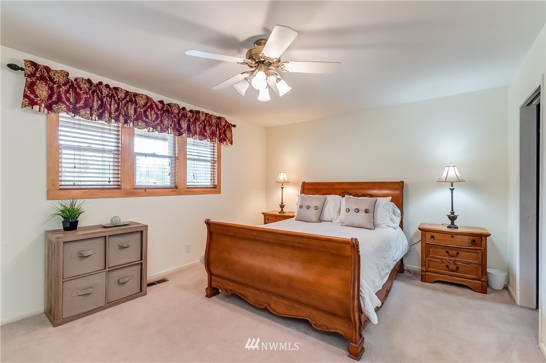 1020 McLeod Road Bellingham, WA 98226 - Photo 12 of 25 Gallery Image 12