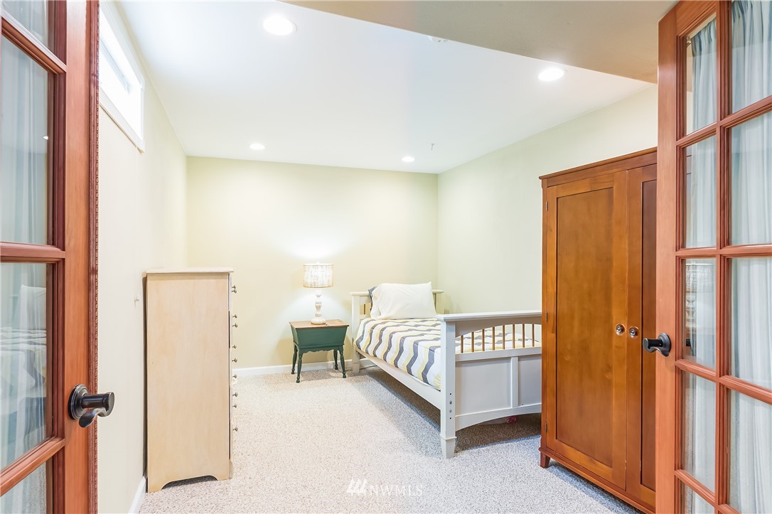 1020 McLeod Road Bellingham, WA 98226 - Photo 18 of 25 Gallery Image 18