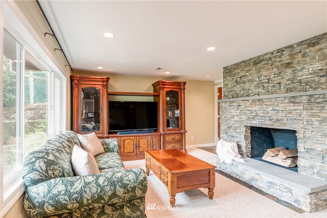 1020 McLeod Road Bellingham, WA 98226 - Photo 19 of 25 Gallery Image 19