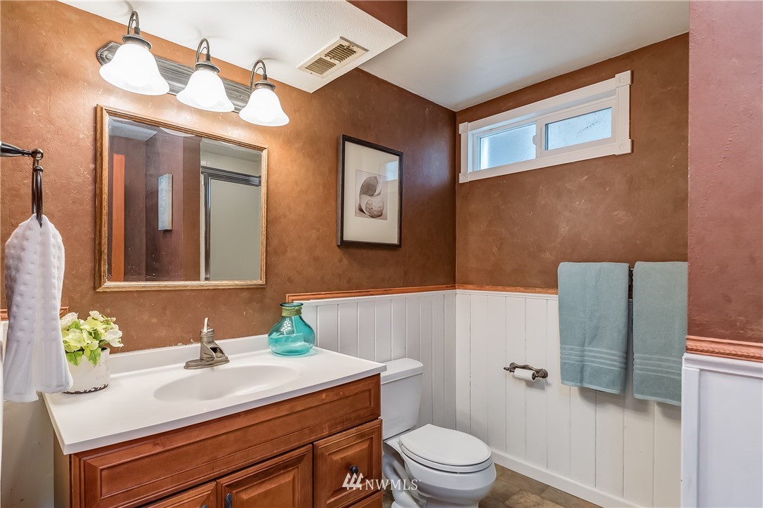 1020 McLeod Road Bellingham, WA 98226 - Photo 22 of 25 Gallery Image 22