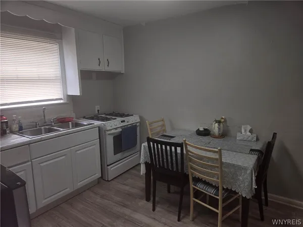 $2,000 | 1001 17th Street, Niagara Falls, NY 14301