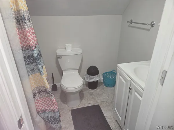 $2,000 | 1001 17th Street, Niagara Falls, NY 14301