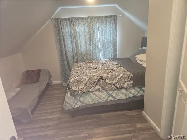 $2,000 | 1001 17th Street, Niagara Falls, NY 14301