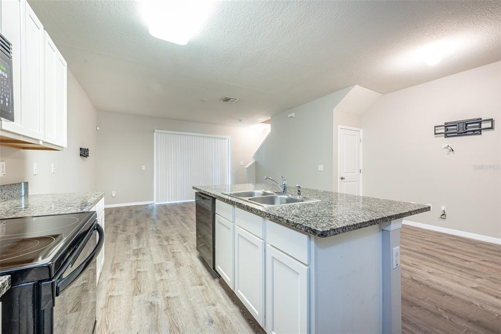 8908 Indigo Trail Loop Riverview, FL 33578 - Photo 5 of 20