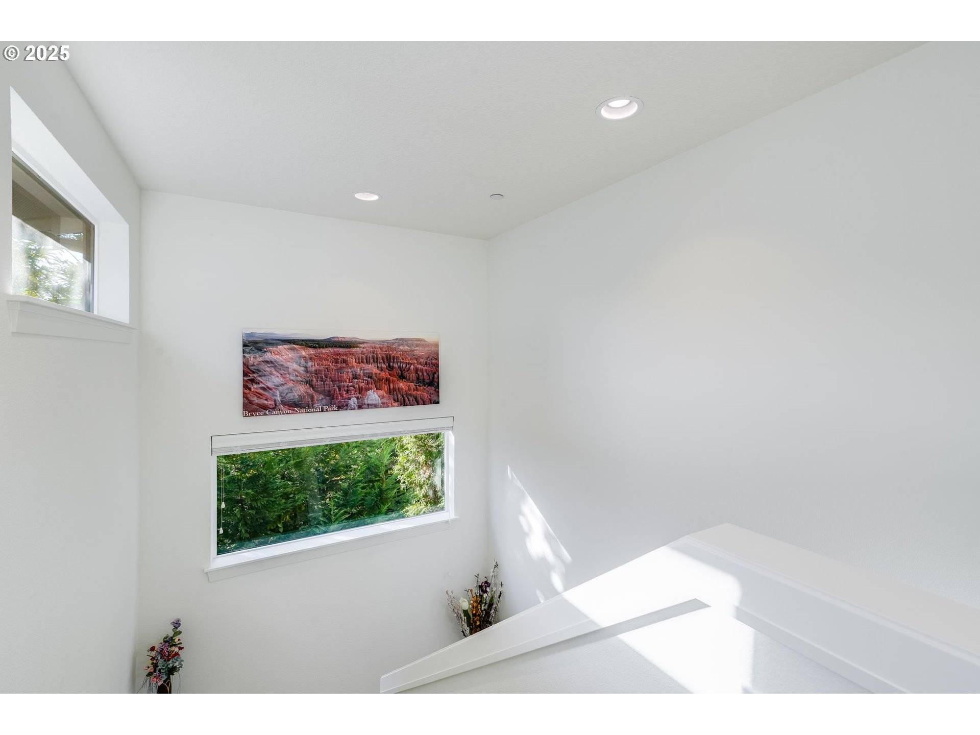 77 Northeast 58th Avenue Portland, OR 97213 - Photo 15 of 36 a picture of a wall with a painting on the wall