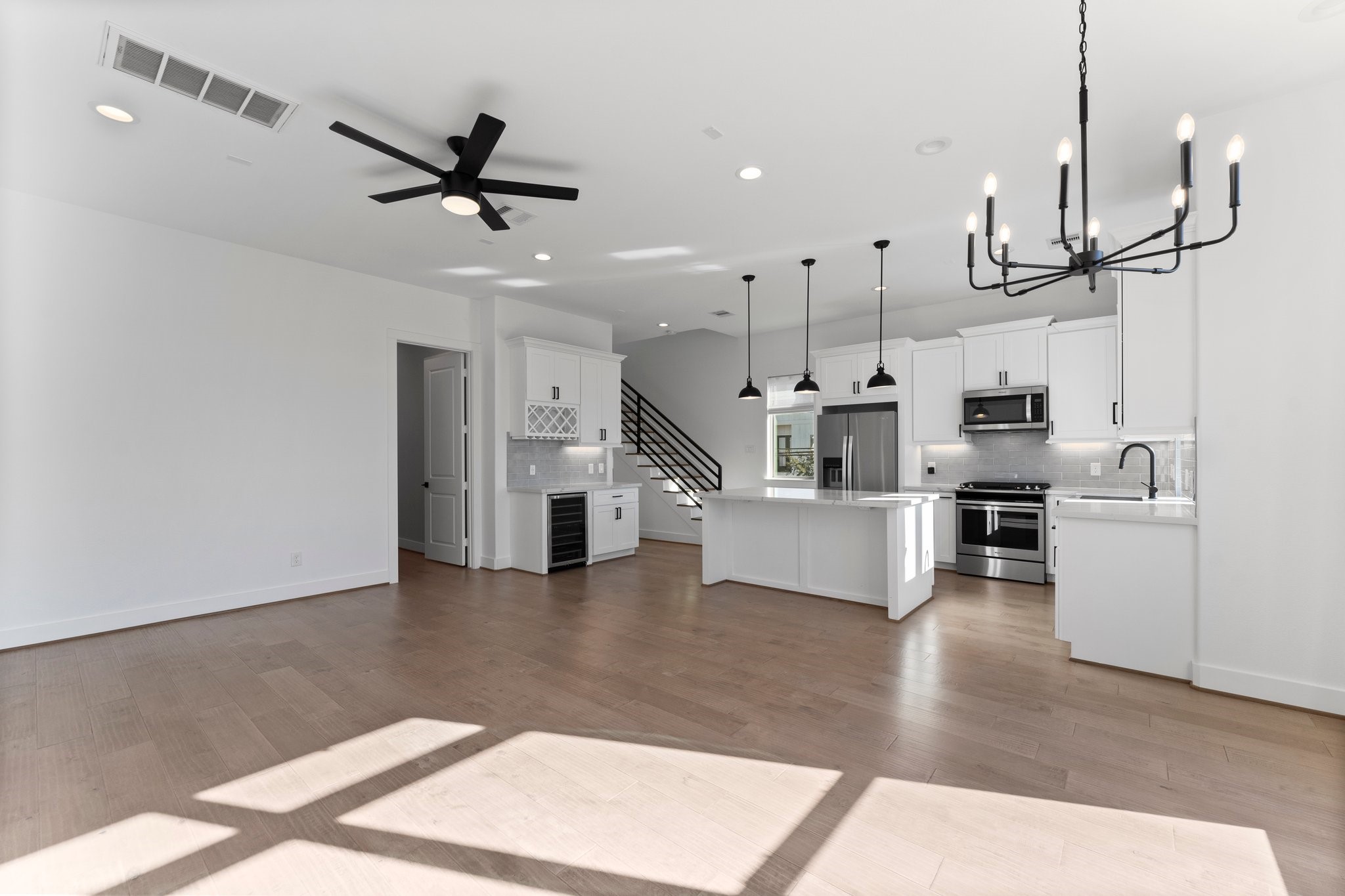 1602 Chestnut Street Houston, TX 77009 - Photo 20 of 49 a view of kitchen with furniture and refrigerator