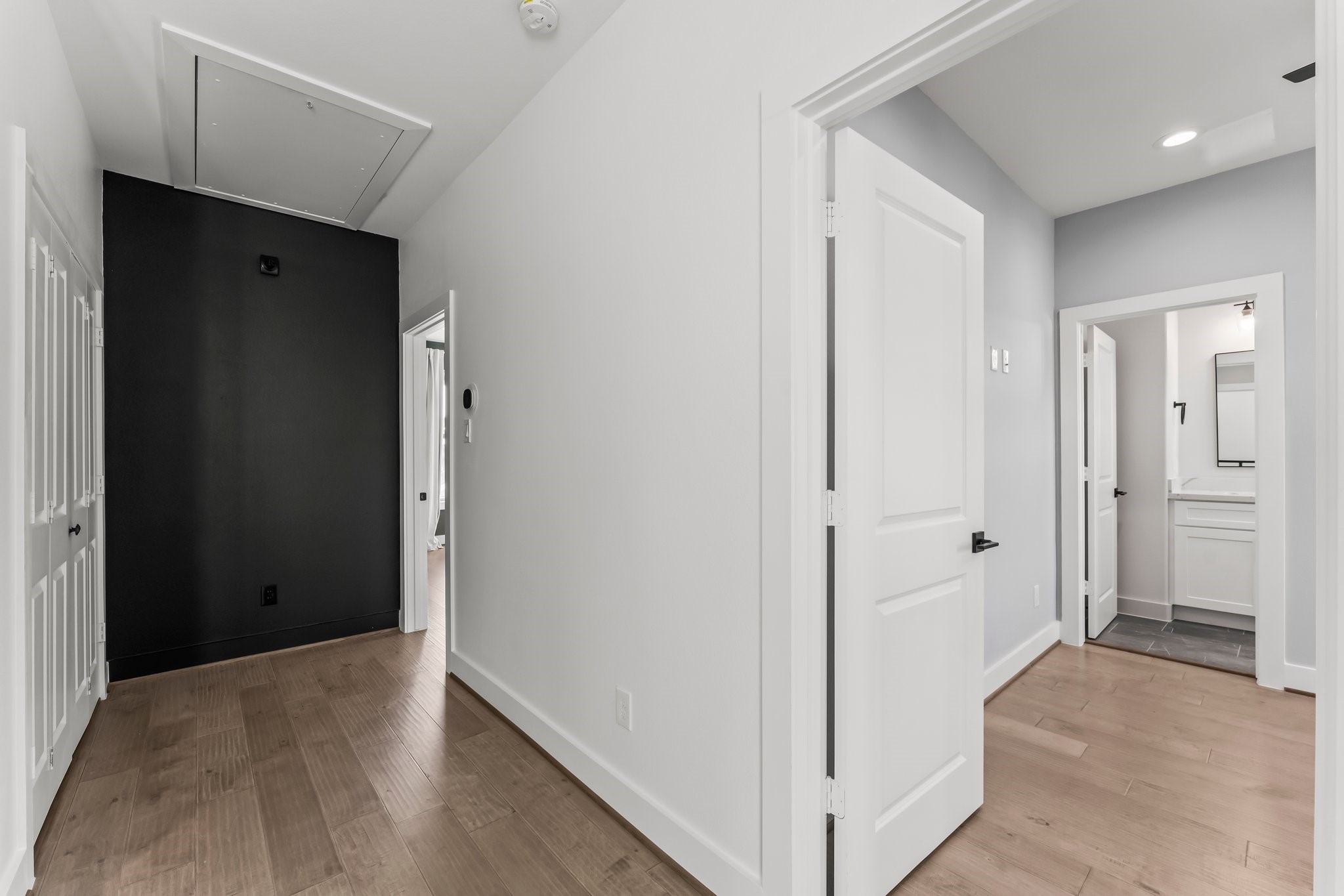1602 Chestnut Street Houston, TX 77009 - Photo 26 of 49 a view of a hallway with closet area