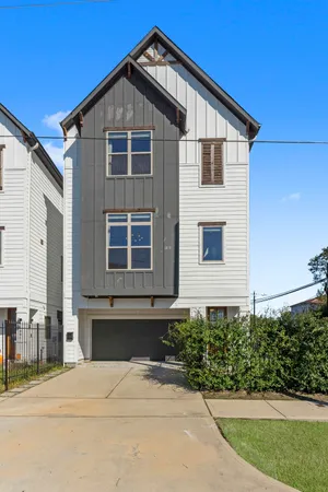 $2,950 | 1602 Chestnut Street, Houston, TX 77009