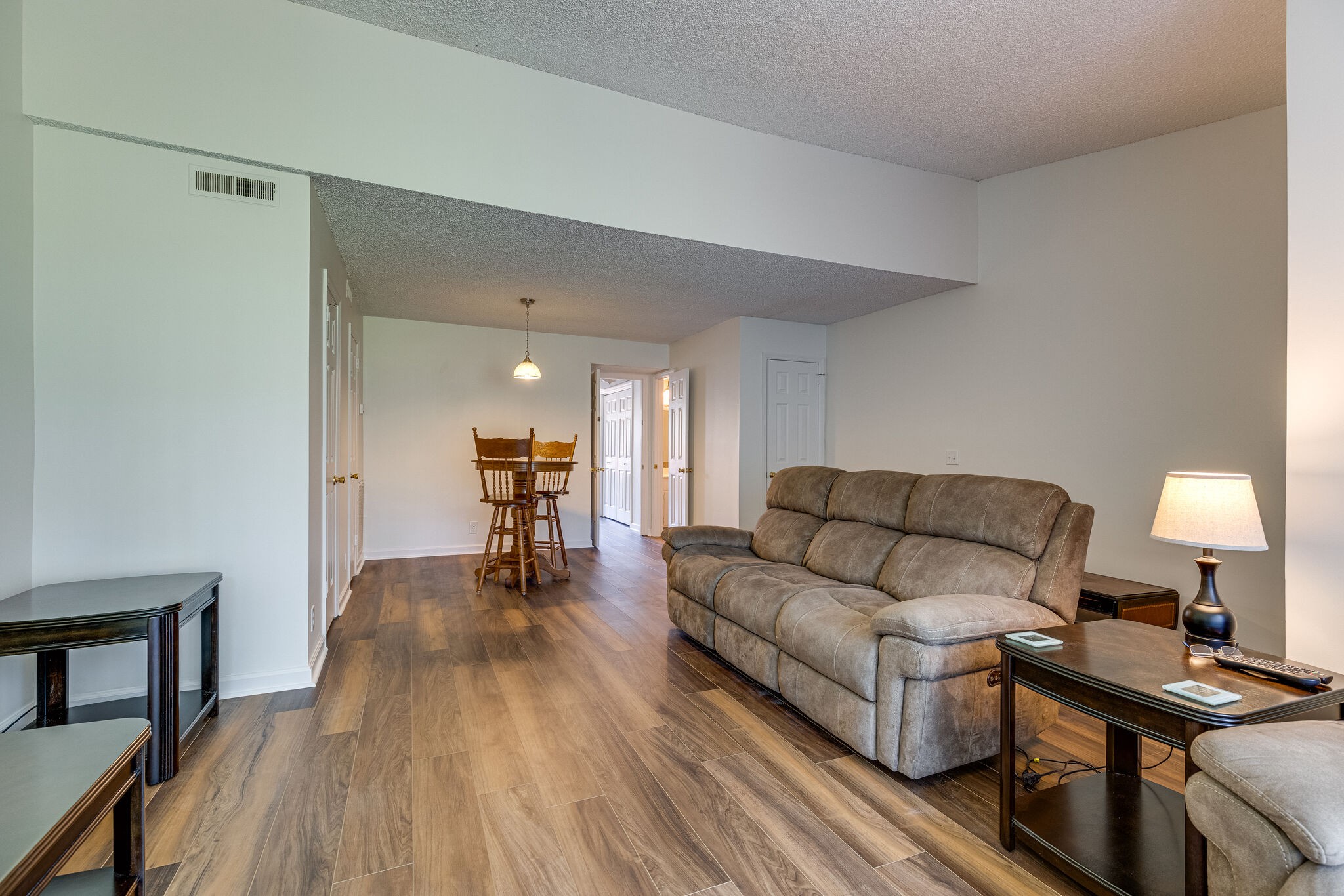 4001 Anderson Road, Unit J17 Nashville, TN 37217 - Photo 8 of 34 Gallery Image 8