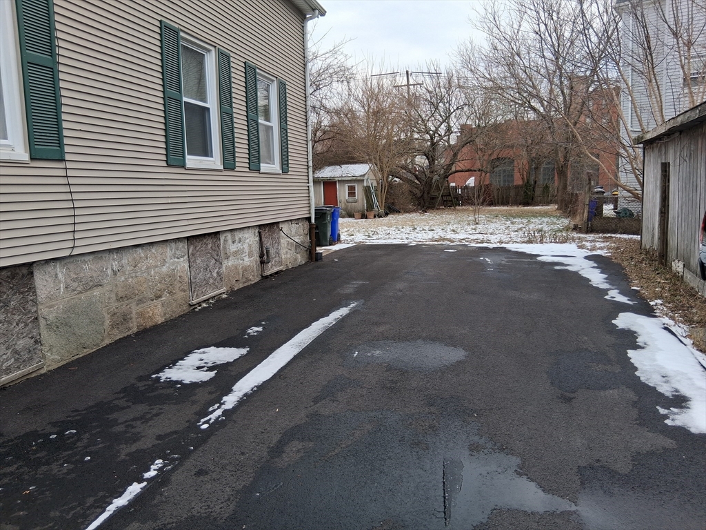 17 Langley Street Fall River, MA 02720 - Photo 3 of 31