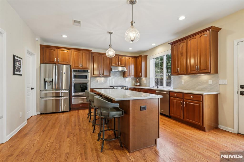 32 Harrison Mount Lake Road Ringwood, NJ 07456 - Photo 10 of 40