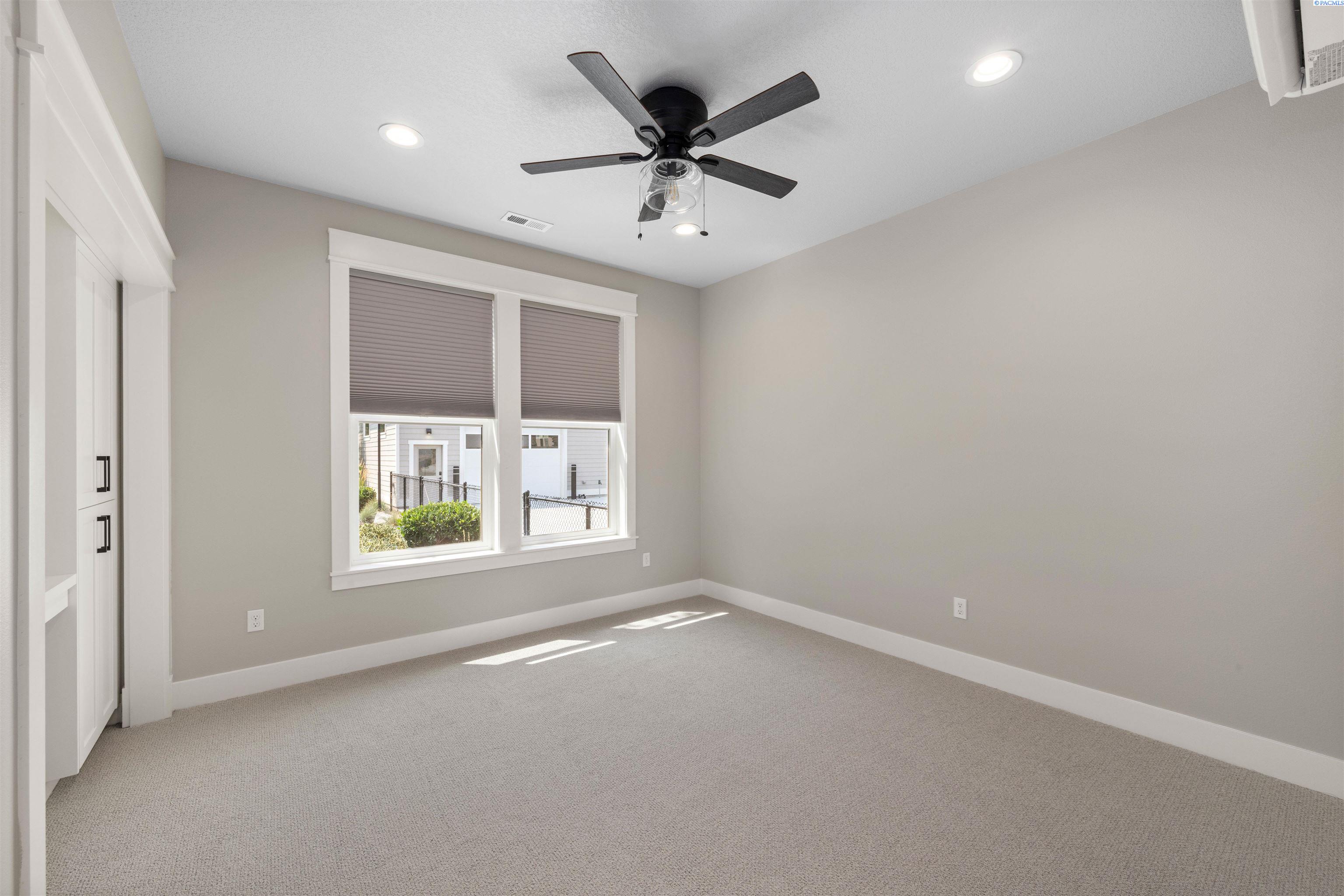 84719 East Reata Road Kennewick, WA 99338 - Photo 29 of 50 Gallery Image 29