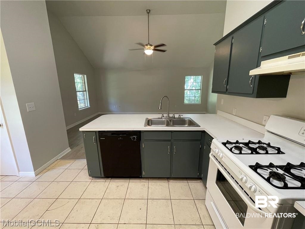 2358 Club House Road Mobile, AL 36605 - Photo 10 of 17