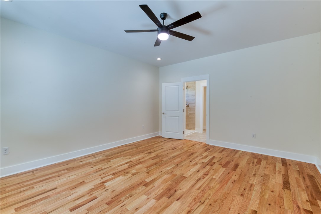 401 Long View Ridge Lane Seneca, SC 29672 - Photo 12 of 48 Primary BR - Main Level