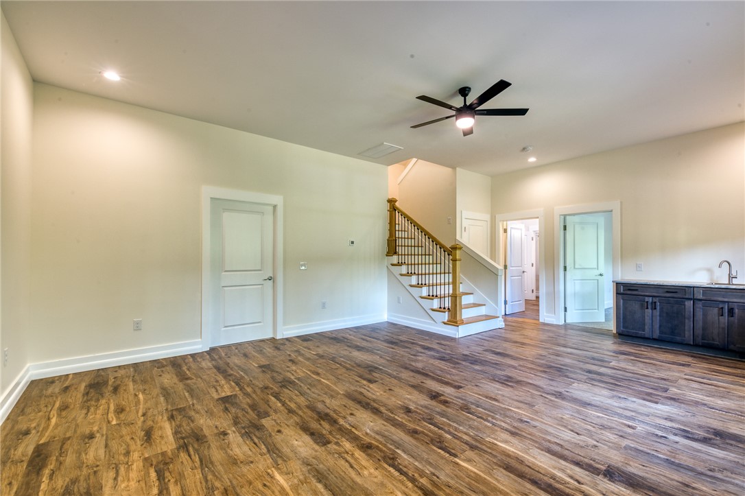 401 Long View Ridge Lane Seneca, SC 29672 - Photo 28 of 48 Basement