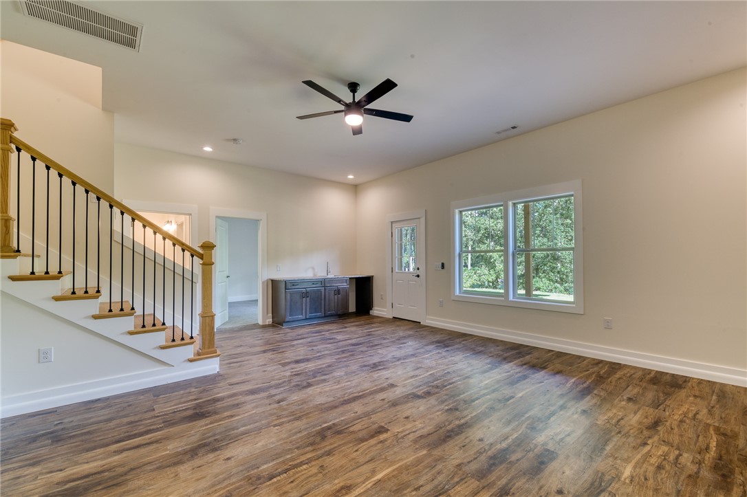 401 Long View Ridge Lane Seneca, SC 29672 - Photo 29 of 48 Basement