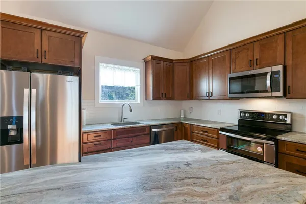 $1,115,000 | 401 Long View Ridge Lane, Seneca, SC 29672