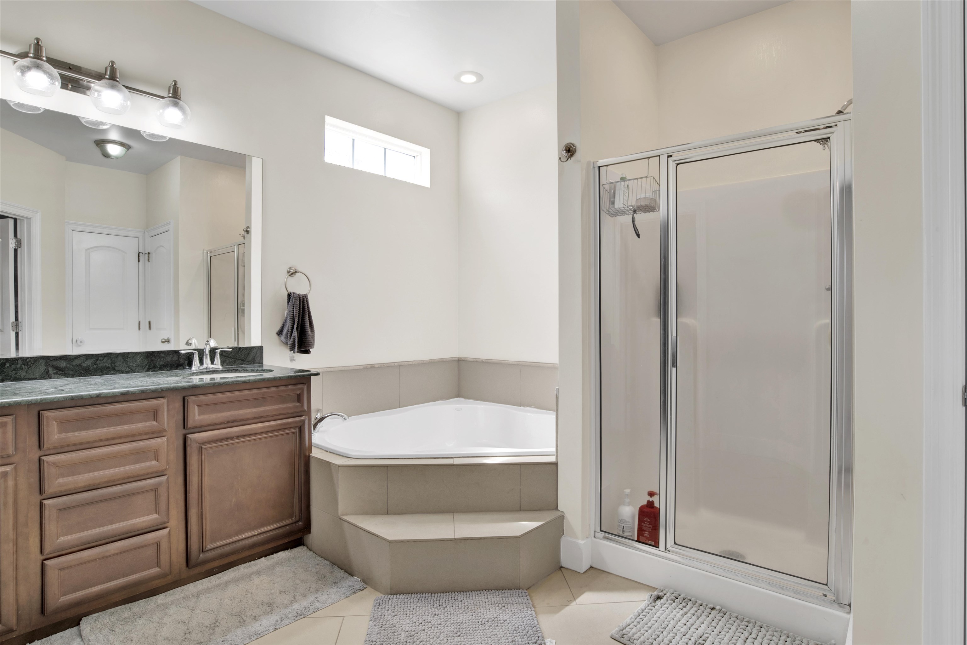 16820 Prado Loop Loxley, AL 36551 - Photo 13 of 19 Bathroom