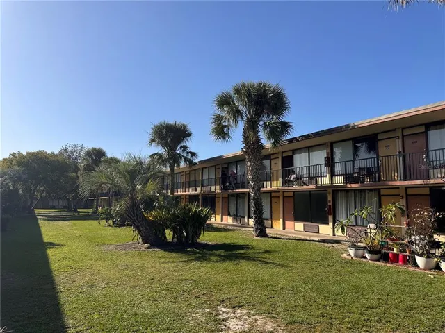 $800 | 7900 South Orange Blossom Trail, Unit 2066, Orlando, FL 32809