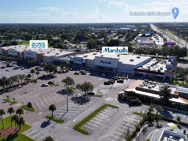 $800 | 7900 South Orange Blossom Trail, Unit 2066, Orlando, FL 32809