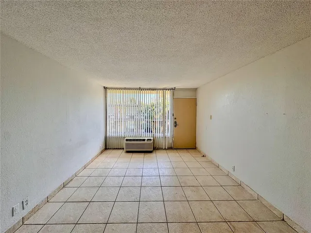 $800 | 7900 South Orange Blossom Trail, Unit 2066, Orlando, FL 32809