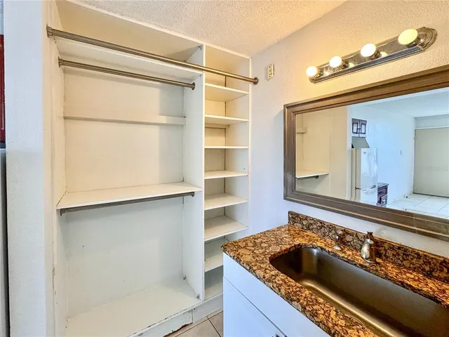 $800 | 7900 South Orange Blossom Trail, Unit 2066, Orlando, FL 32809