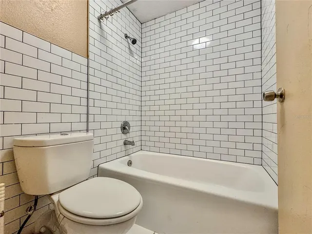 $800 | 7900 South Orange Blossom Trail, Unit 2066, Orlando, FL 32809