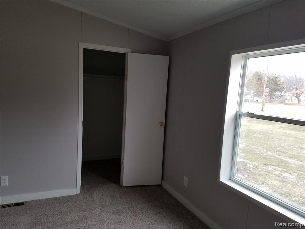 14010 West Point Street Taylor, MI 48180 - Photo 23 of 27 20170210_112627.jpg