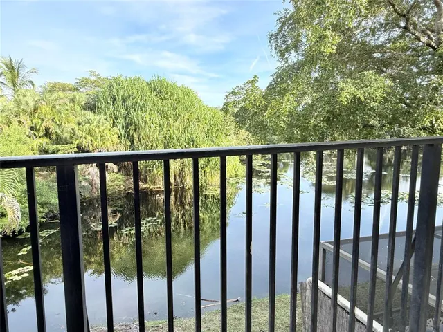 $339,900 | 4309 Coral Springs Drive, Unit 2G, Coral Springs, FL 33065