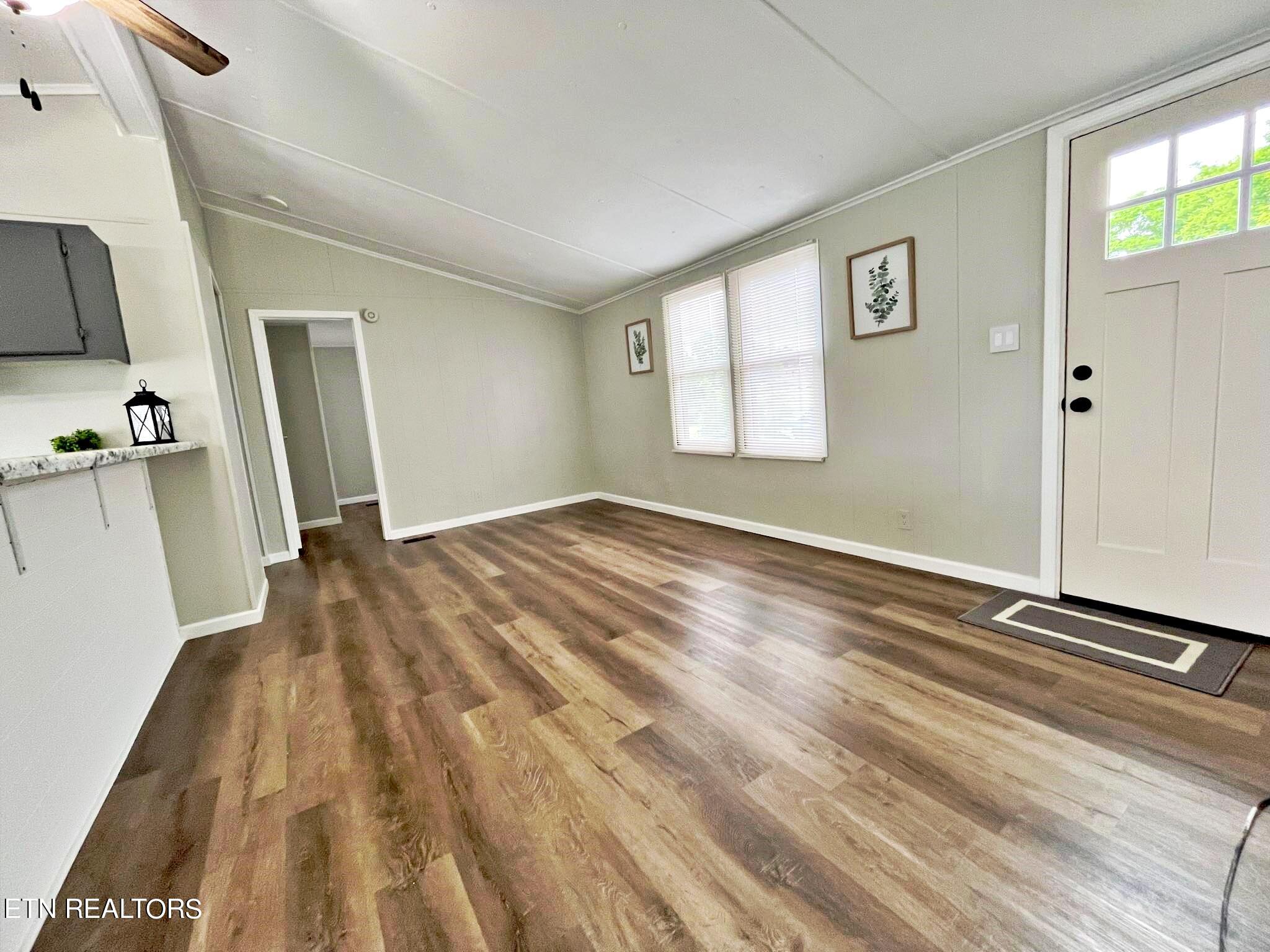 150 Creek Street Decatur, TN 37322 - Photo 11 of 33 a23b3900-f1d0-4d46-bb0f-743c057c9283