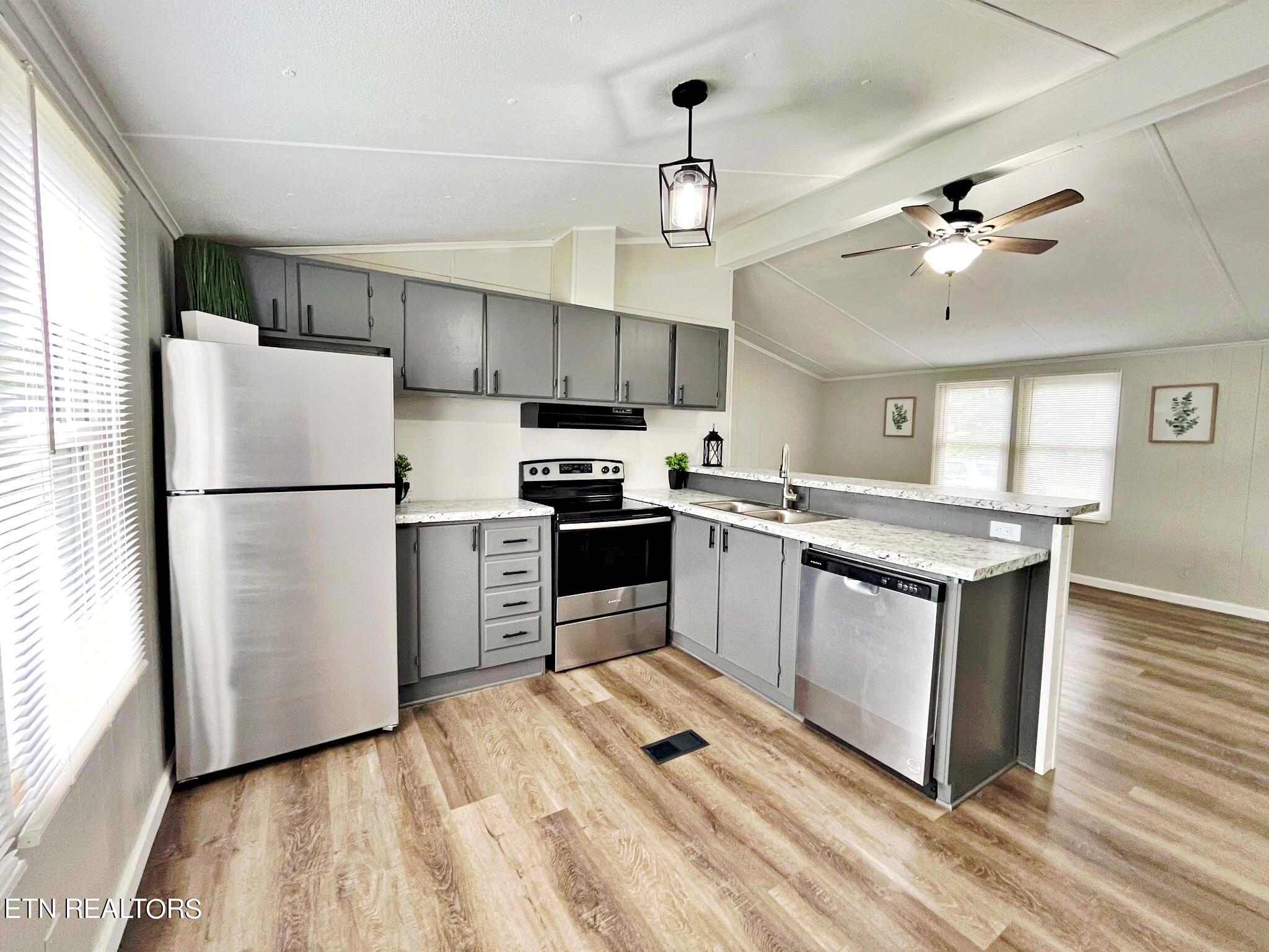 150 Creek Street Decatur, TN 37322 - Photo 17 of 33 5b01d86f-6c3f-4a15-99a0-0fbf5ffa9df3