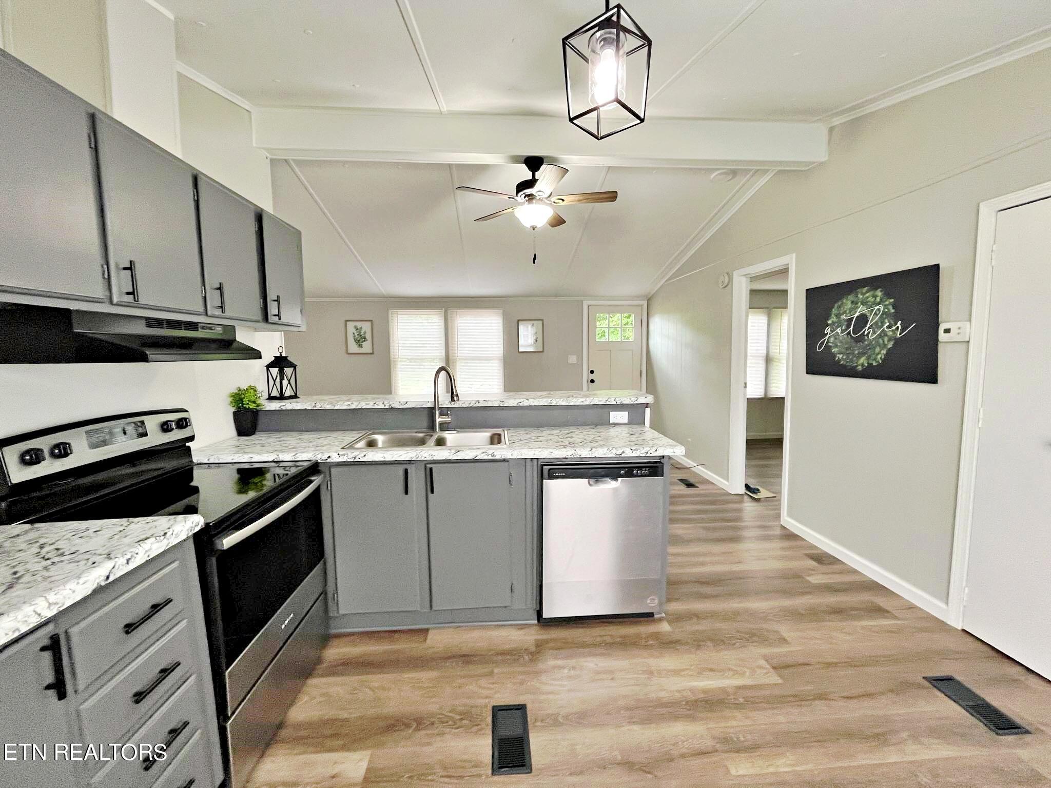 150 Creek Street Decatur, TN 37322 - Photo 20 of 33 f976d569-f10e-48dd-95f9-f2be0d1e5609