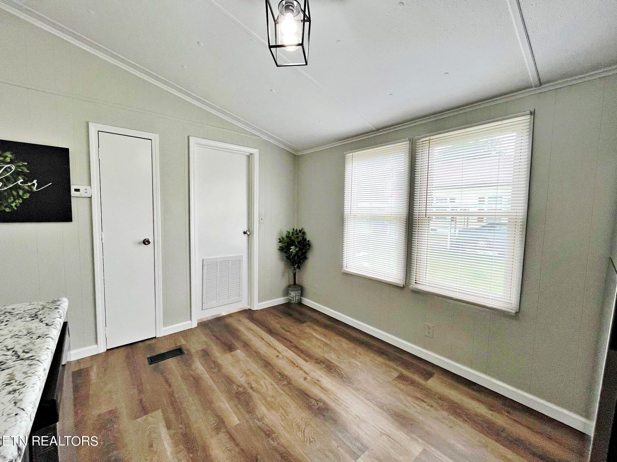 150 Creek Street Decatur, TN 37322 - Photo 21 of 33 9a0cd3a9-b77d-4823-a4bd-1cde06efa608