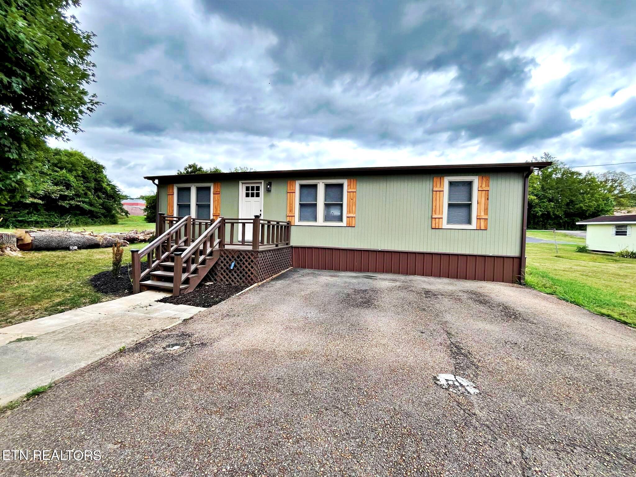 150 Creek Street Decatur, TN 37322 - Photo 3 of 33 24be4ab8-9a9f-4117-9fdc-8d8efa0057c6