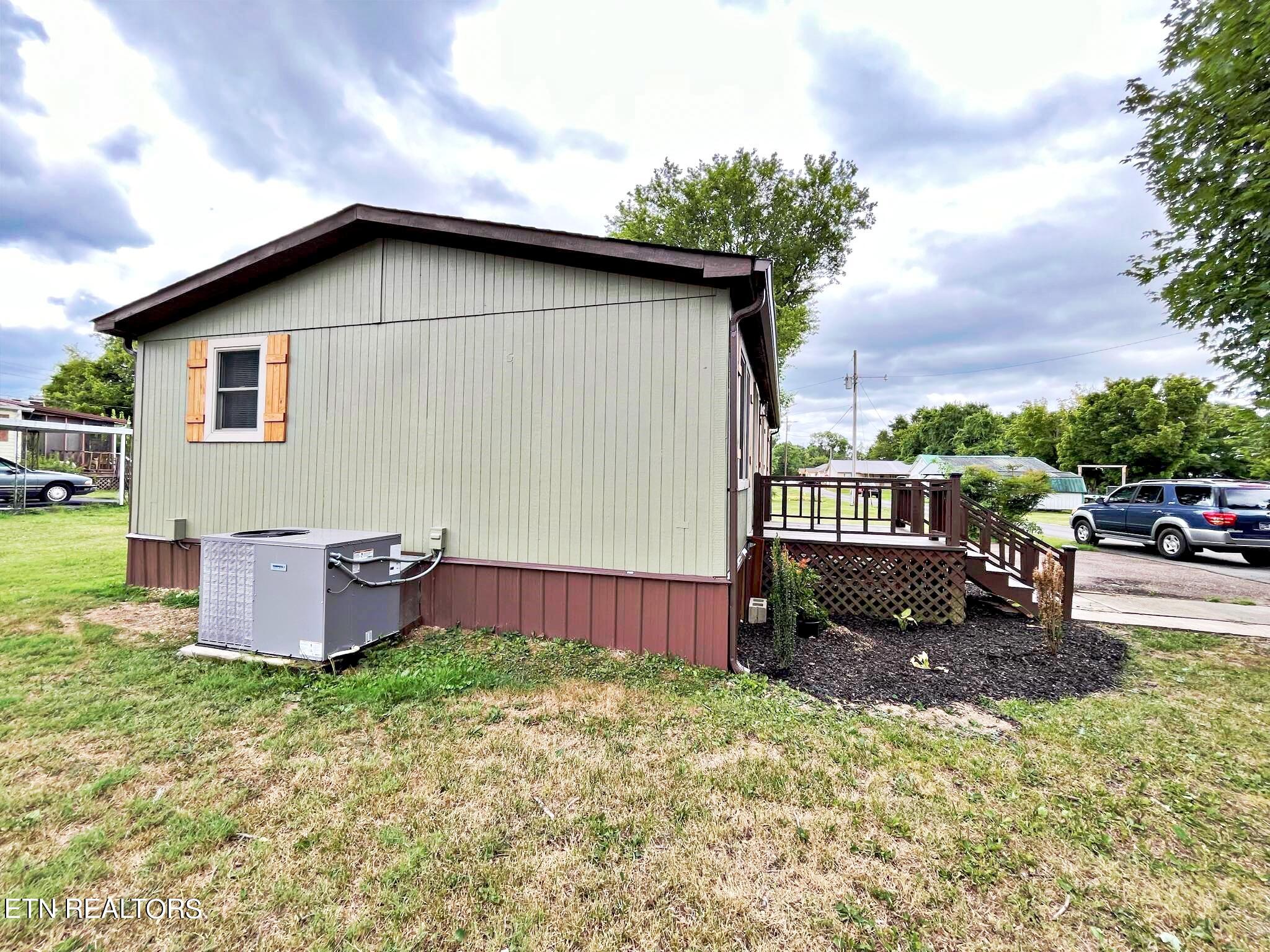150 Creek Street Decatur, TN 37322 - Photo 6 of 33 f48f466c-3293-4788-aa1e-ff3931f567cb