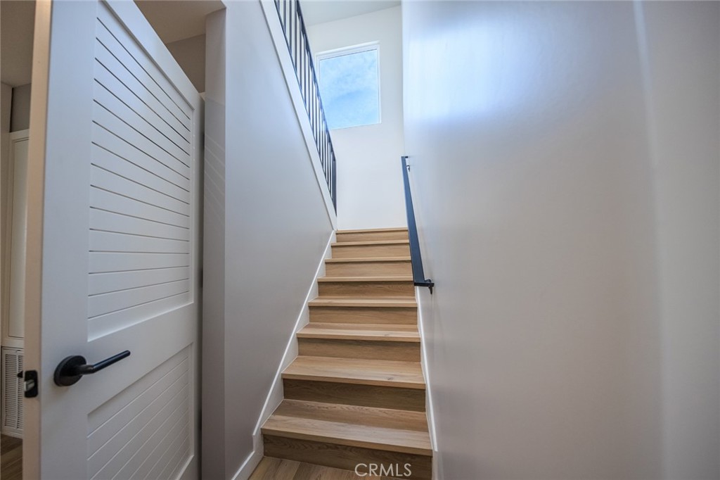 334 North Reno Street, Unit 1/2 Los Angeles, CA 90026 - Photo 31 of 43