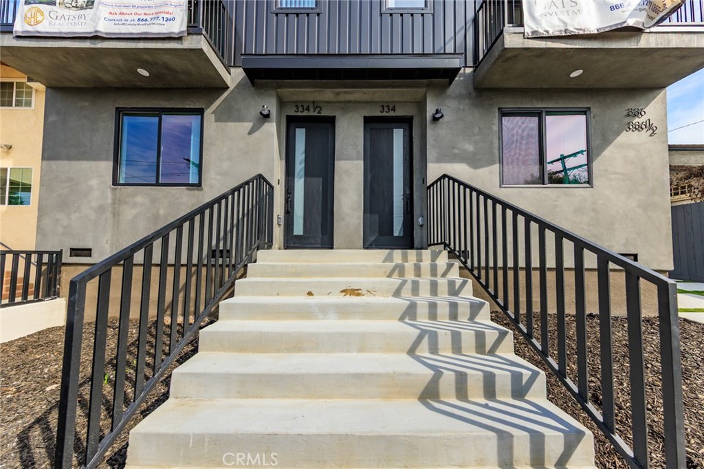 334 North Reno Street, Unit 1/2 Los Angeles, CA 90026 - Photo 4 of 43