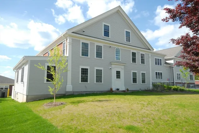 $729,000 | 336 King Street, Unit 105, Littleton, MA 01460