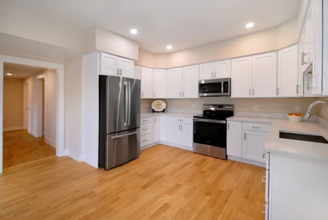 $729,000 | 336 King Street, Unit 105, Littleton, MA 01460